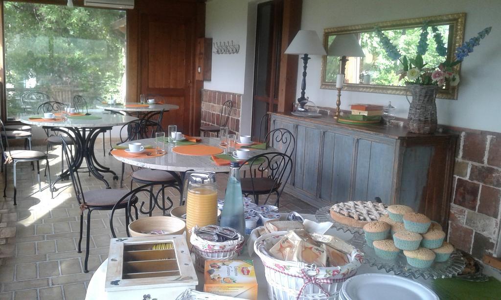 فيلا Agriturismo La Solagna Montebello di Bertona المظهر الخارجي الصورة